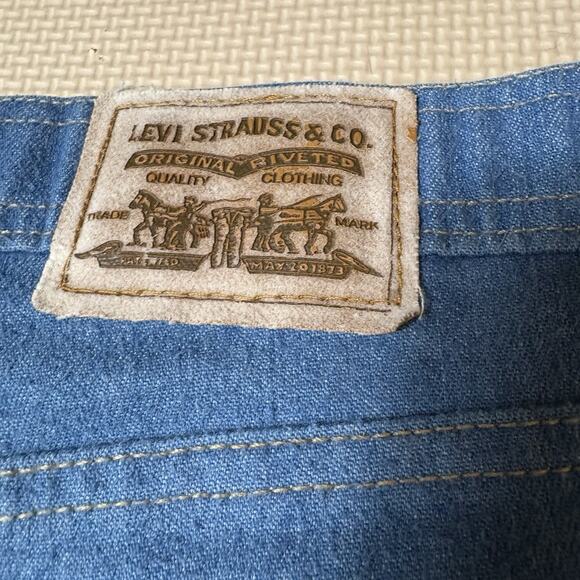 Vintage Levis Men’s Action Jeans 42x30 Made In USA 50/50 Cotton Poly Light Wash - Picture 3 of 15